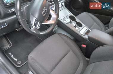 Позашляховик / Кросовер Hyundai Kona Electric 2022 в  фото 46 Позашляховик / Кросовер Hyundai Kona Electric 2022 в