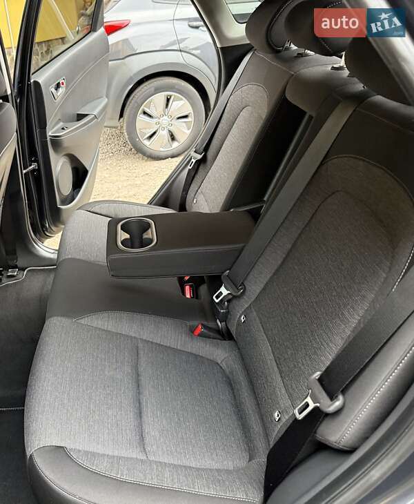 Позашляховик / Кросовер Hyundai Kona Electric 2020 в Львові фото 57 Позашляховик / Кросовер Hyundai Kona Electric 2020 в Львові