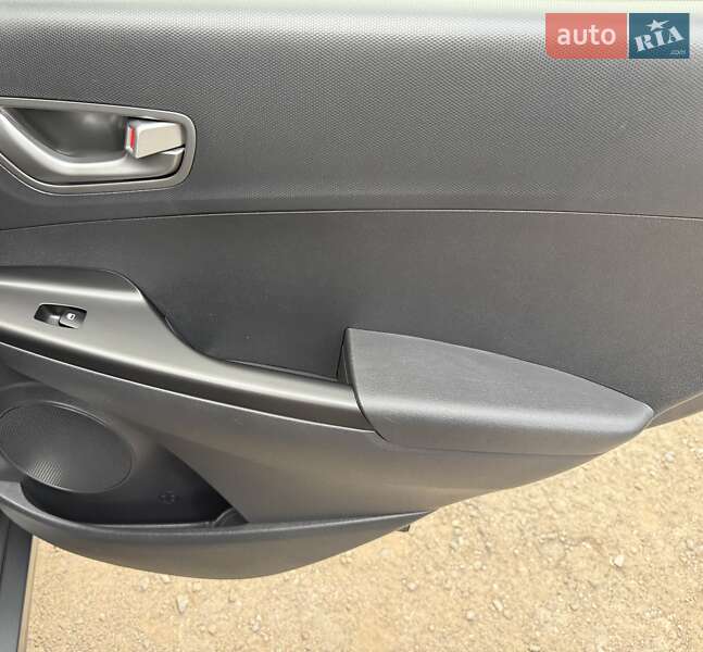 Позашляховик / Кросовер Hyundai Kona Electric 2020 в Львові фото 120 Позашляховик / Кросовер Hyundai Kona Electric 2020 в Львові