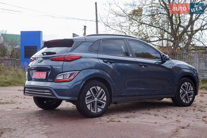 Внедорожник / Кроссовер Hyundai Kona Electric 2022 в Бердичеве