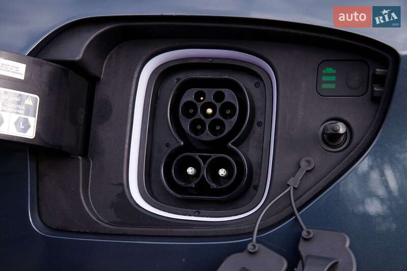 Внедорожник / Кроссовер Hyundai Kona Electric 2022 в Бердичеве