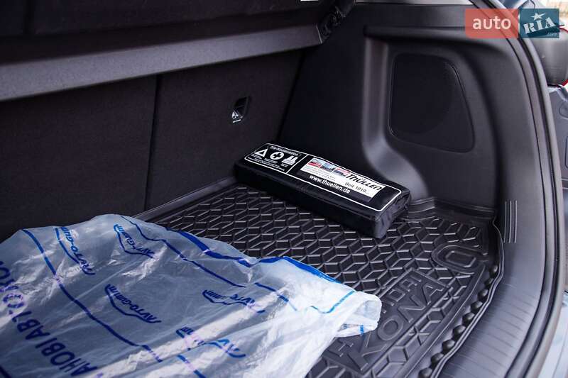 Внедорожник / Кроссовер Hyundai Kona Electric 2022 в Бердичеве