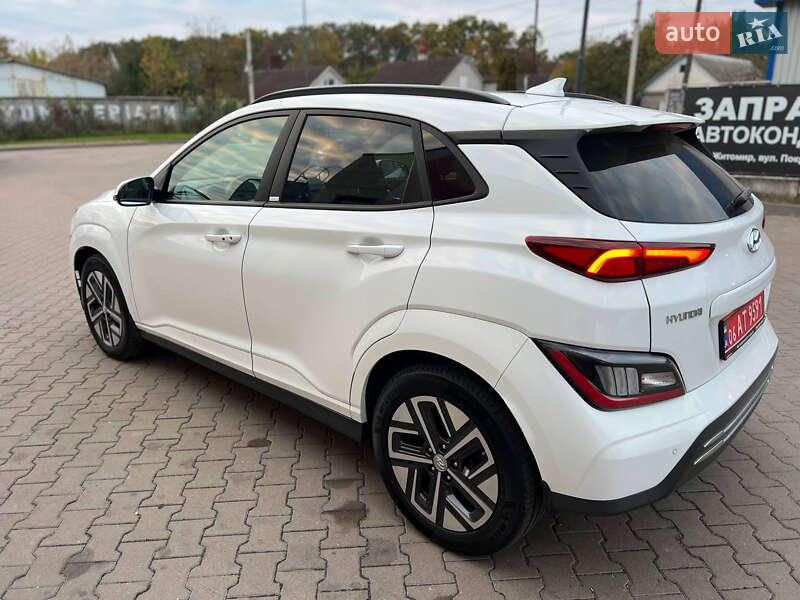 Позашляховик / Кросовер Hyundai Kona Electric 2021 в Житомирі
