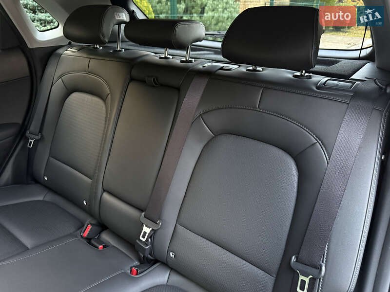 Внедорожник / Кроссовер Hyundai Kona Electric 2020 в Ровно