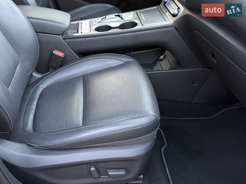 Внедорожник / Кроссовер Hyundai Kona Electric 2020 в Ровно