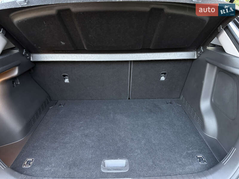 Внедорожник / Кроссовер Hyundai Kona Electric 2020 в Ровно