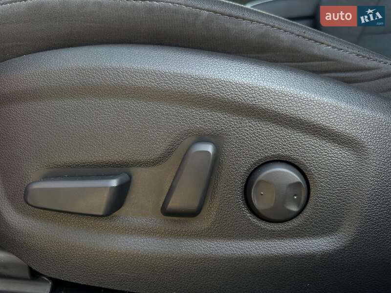 Внедорожник / Кроссовер Hyundai Kona Electric 2021 в Львове