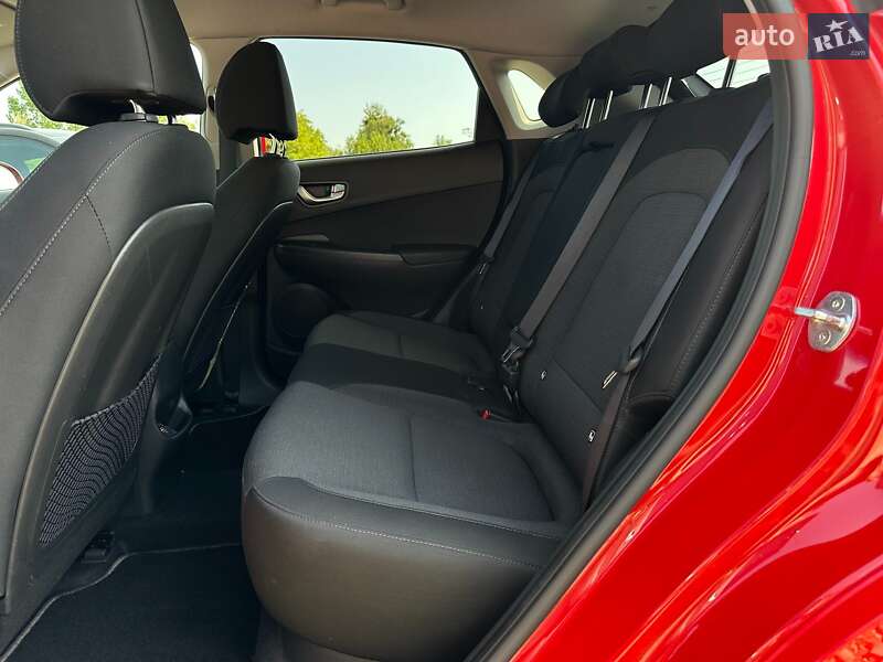 Внедорожник / Кроссовер Hyundai Kona Electric 2021 в Львове