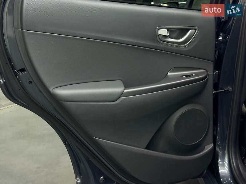 Позашляховик / Кросовер Hyundai Kona Electric 2020 в Луцьку