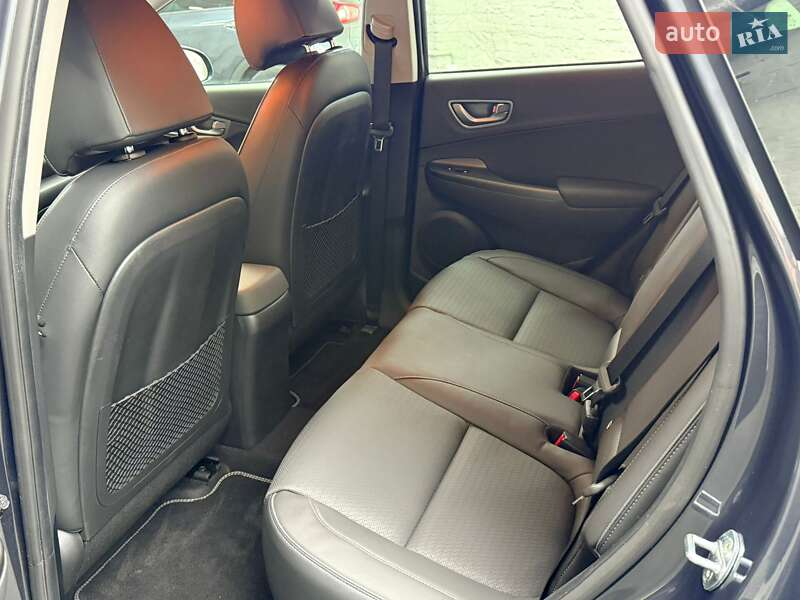 Позашляховик / Кросовер Hyundai Kona Electric 2020 в Луцьку