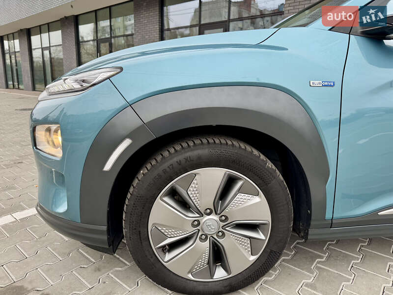 Позашляховик / Кросовер Hyundai Kona Electric 2020 в Івано-Франківську