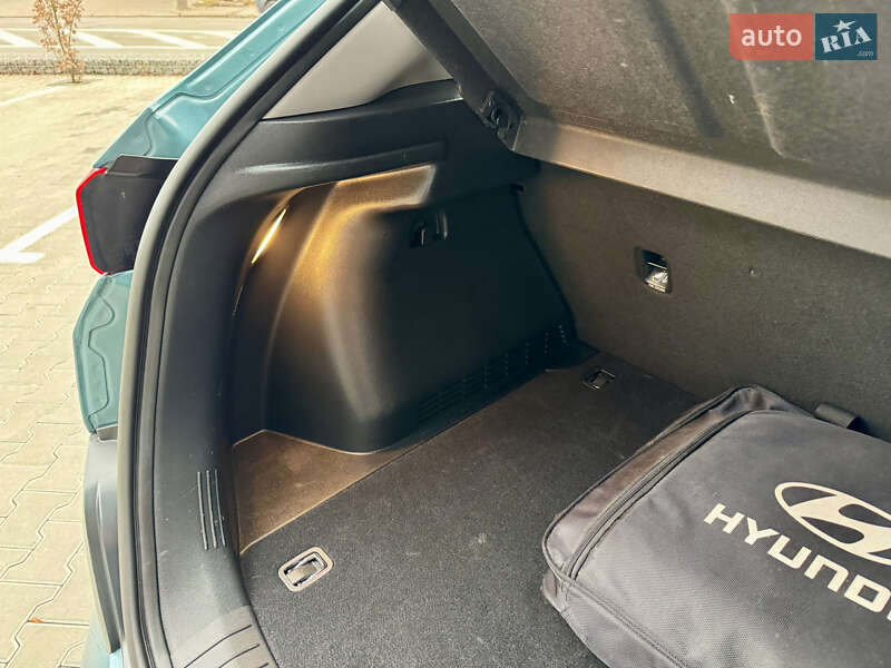 Позашляховик / Кросовер Hyundai Kona Electric 2020 в Івано-Франківську