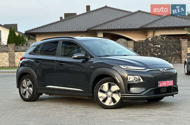 Позашляховик / Кросовер Hyundai Kona Electric 2020 в Рівному