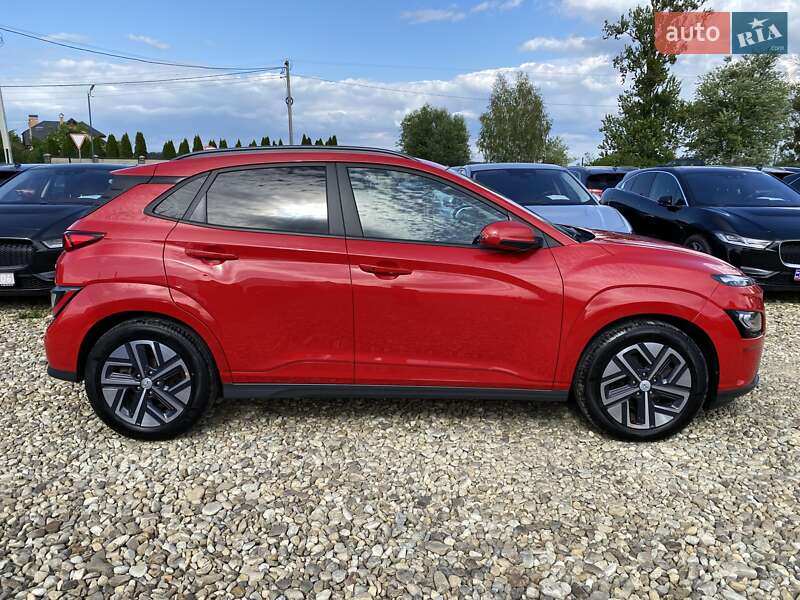 Внедорожник / Кроссовер Hyundai Kona Electric 2022 в Львове