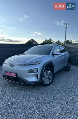 Внедорожник / Кроссовер Hyundai Kona Electric 2020 в Миргороде