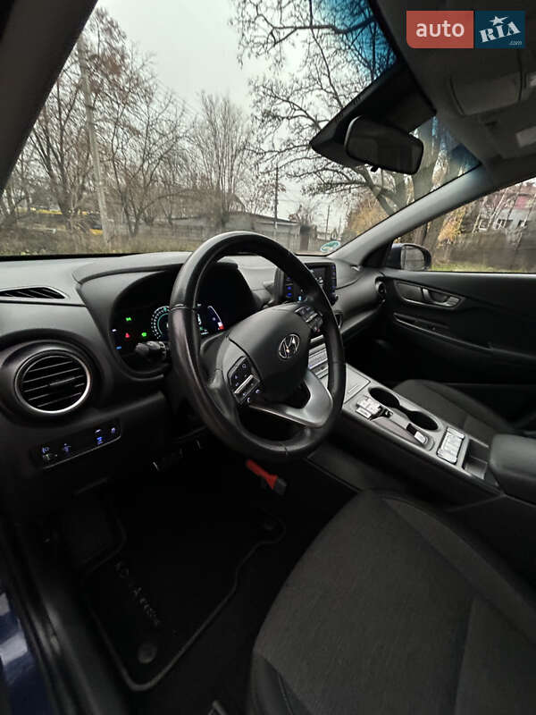 Позашляховик / Кросовер Hyundai Kona Electric 2020 в Дніпрі