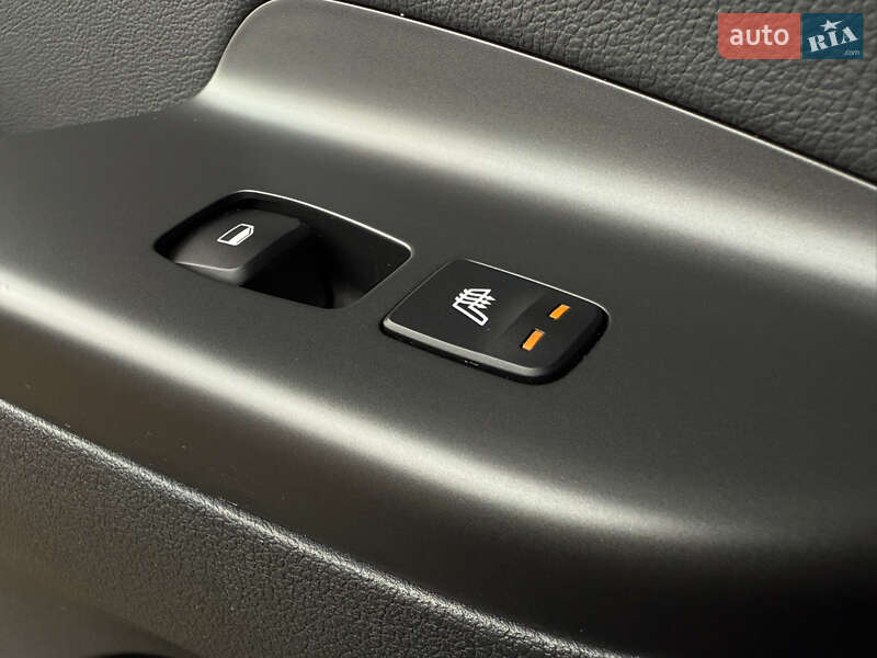 Внедорожник / Кроссовер Hyundai Kona Electric 2021 в Львове