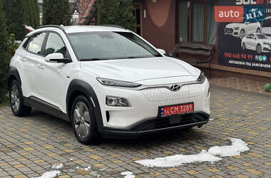 Позашляховик / Кросовер Hyundai Kona Electric 2021 в Сваляві