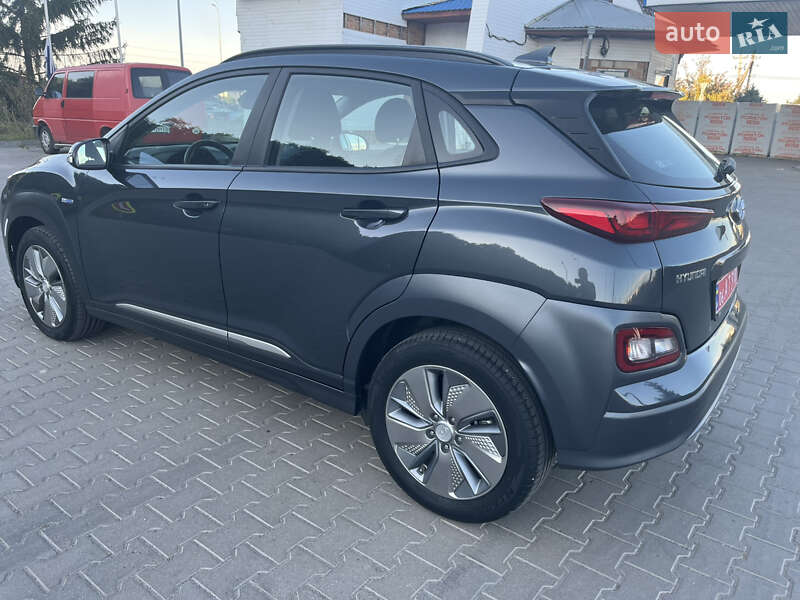 Внедорожник / Кроссовер Hyundai Kona Electric 2020 в Виннице