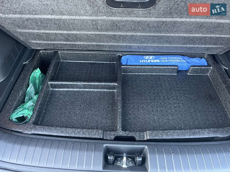 Внедорожник / Кроссовер Hyundai Kona Electric 2020 в Виннице