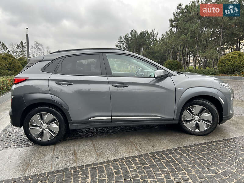 Внедорожник / Кроссовер Hyundai Kona Electric 2020 в Днепре фото 8 Внедорожник / Кроссовер Hyundai Kona Electric 2020 в Днепре
