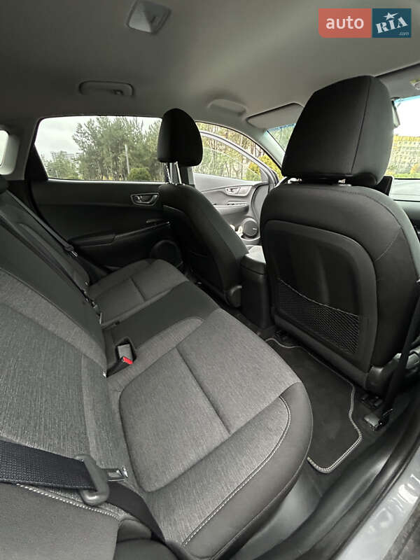 Внедорожник / Кроссовер Hyundai Kona Electric 2020 в Днепре фото 31 Внедорожник / Кроссовер Hyundai Kona Electric 2020 в Днепре