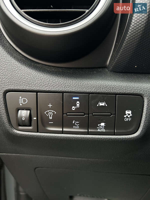 Внедорожник / Кроссовер Hyundai Kona Electric 2020 в Днепре фото 17 Внедорожник / Кроссовер Hyundai Kona Electric 2020 в Днепре