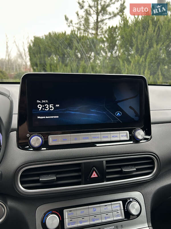 Внедорожник / Кроссовер Hyundai Kona Electric 2020 в Днепре фото 32 Внедорожник / Кроссовер Hyundai Kona Electric 2020 в Днепре