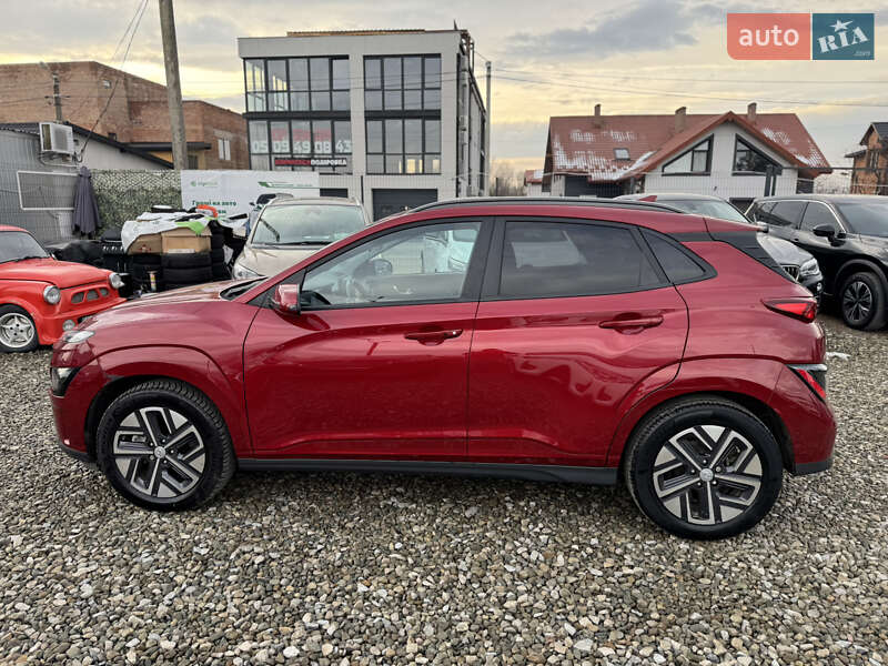 Внедорожник / Кроссовер Hyundai Kona Electric 2022 в Ивано-Франковске
