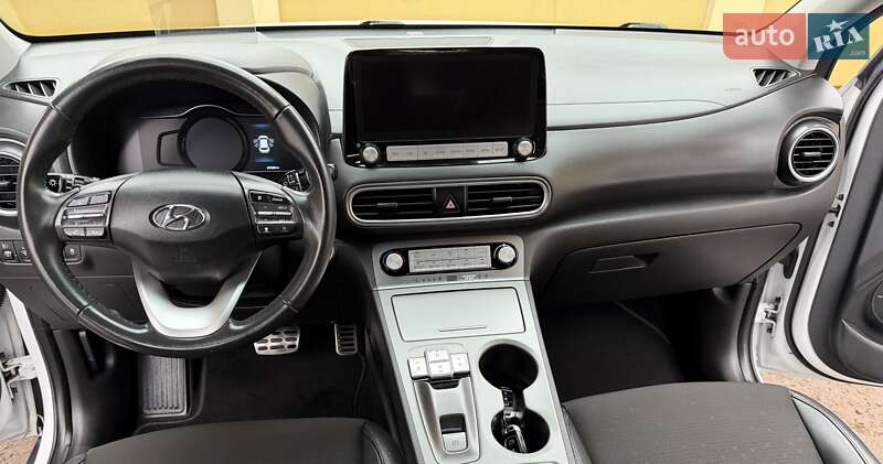 Позашляховик / Кросовер Hyundai Kona Electric 2020 в Львові фото 60 Позашляховик / Кросовер Hyundai Kona Electric 2020 в Львові