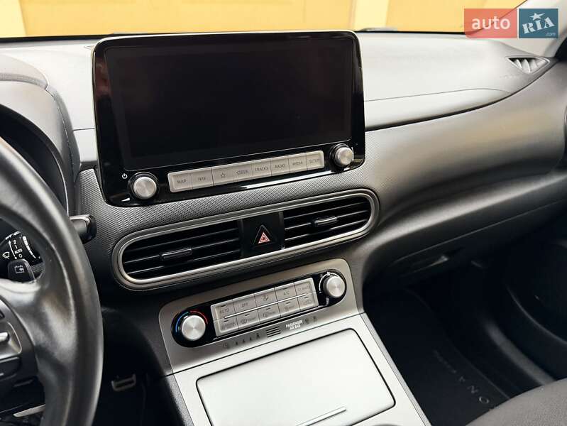 Позашляховик / Кросовер Hyundai Kona Electric 2020 в Львові фото 81 Позашляховик / Кросовер Hyundai Kona Electric 2020 в Львові