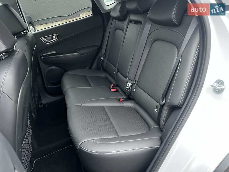 Внедорожник / Кроссовер Hyundai Kona Electric 2020 в Луцке фото 36 Внедорожник / Кроссовер Hyundai Kona Electric 2020 в Луцке