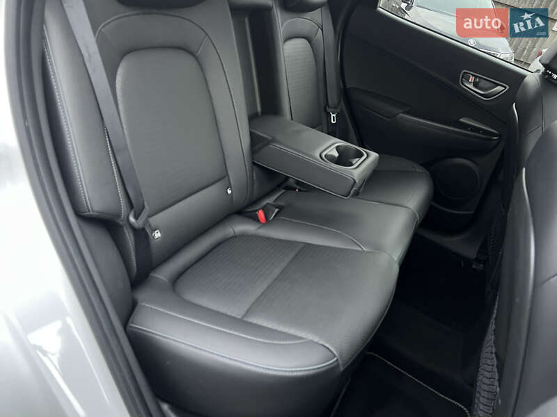 Внедорожник / Кроссовер Hyundai Kona Electric 2020 в Луцке фото 46 Внедорожник / Кроссовер Hyundai Kona Electric 2020 в Луцке