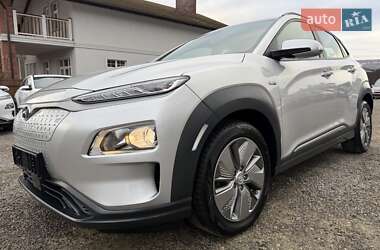 Внедорожник / Кроссовер Hyundai Kona Electric 2021 в Львове