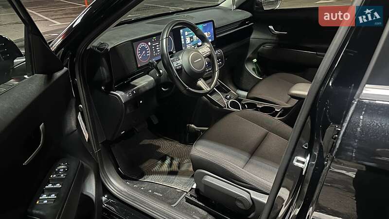 Позашляховик / Кросовер Hyundai Kona Electric 2023 в Рівному