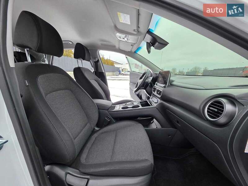 Внедорожник / Кроссовер Hyundai Kona Electric 2020 в Луцке