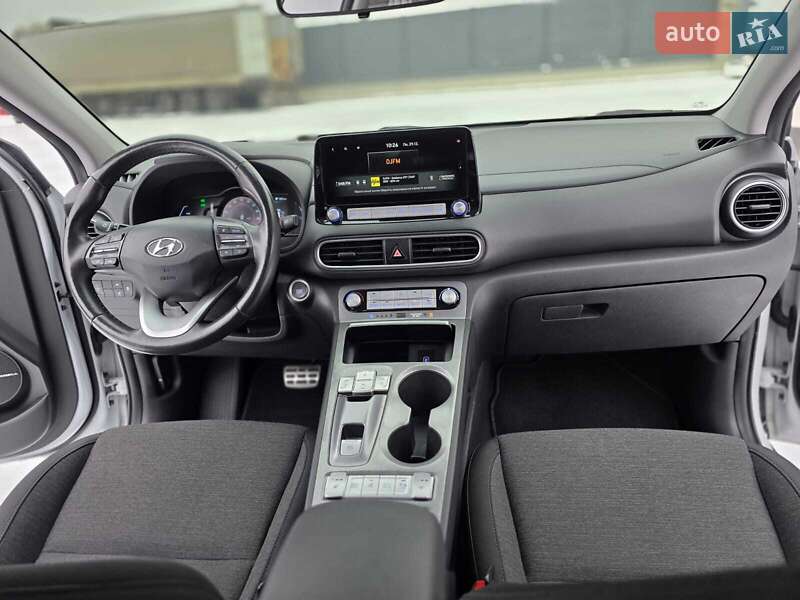 Внедорожник / Кроссовер Hyundai Kona Electric 2020 в Луцке