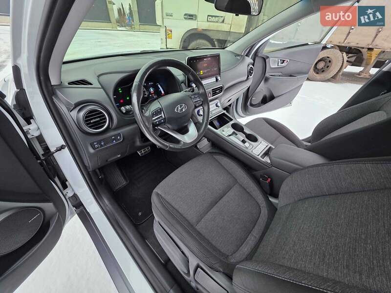 Внедорожник / Кроссовер Hyundai Kona Electric 2020 в Луцке