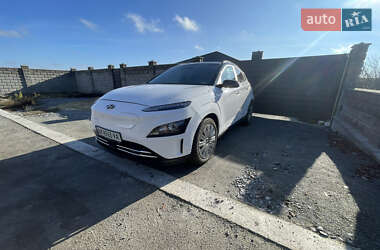 Позашляховик / Кросовер Hyundai Kona Electric 2023 в Рівному