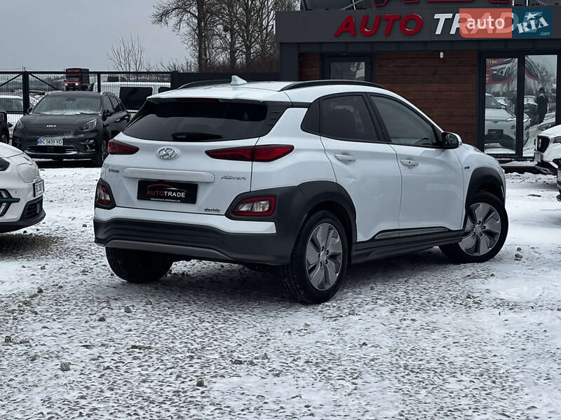 Внедорожник / Кроссовер Hyundai Kona Electric 2021 в Львове