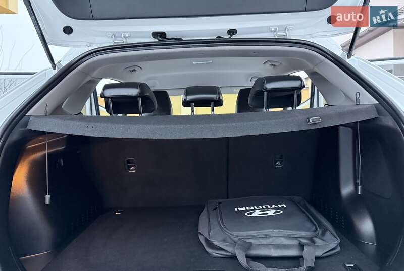 Внедорожник / Кроссовер Hyundai Kona Electric 2021 в Львове