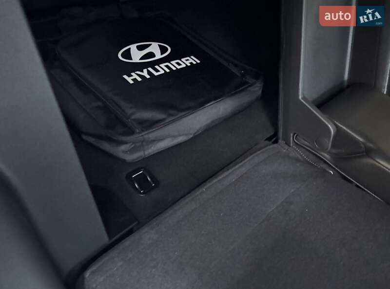 Внедорожник / Кроссовер Hyundai Kona Electric 2021 в Львове