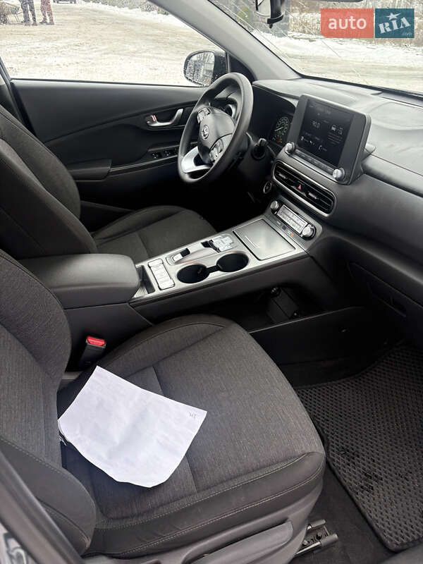 Внедорожник / Кроссовер Hyundai Kona Electric 2021 в Клевани