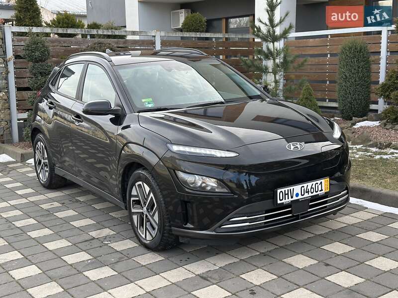 Внедорожник / Кроссовер Hyundai Kona Electric 2021 в Стрые