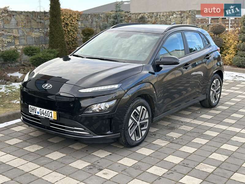 Внедорожник / Кроссовер Hyundai Kona Electric 2021 в Стрые