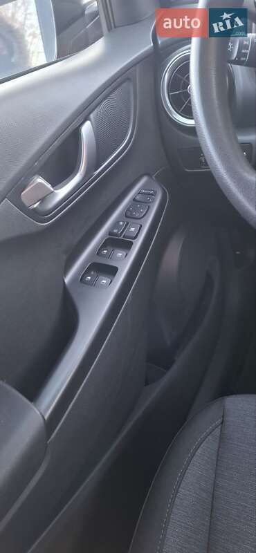 Внедорожник / Кроссовер Hyundai Kona Electric 2023 в Львове фото 27 Внедорожник / Кроссовер Hyundai Kona Electric 2023 в Львове