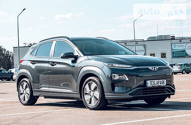 Позашляховик / Кросовер Hyundai Kona 2019 в Києві