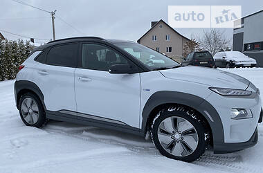 Позашляховик / Кросовер Hyundai Kona 2020 в Луцьку