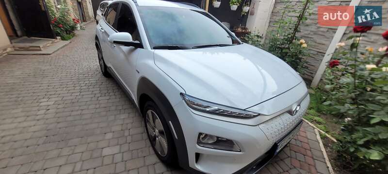 Внедорожник / Кроссовер Hyundai Kona 2019 в Кривом Роге фото 10 Внедорожник / Кроссовер Hyundai Kona 2019 в Кривом Роге