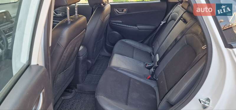 Внедорожник / Кроссовер Hyundai Kona 2019 в Одессе